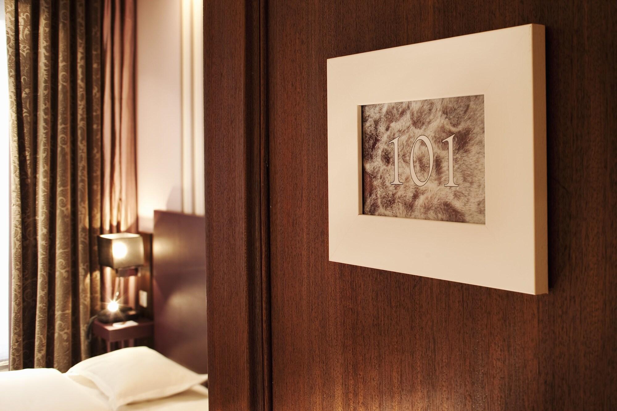 Star Champs-Elysees Париж Экстерьер фото